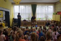 Zdjęcia ze spotkań z dziećmi z przedszkola oraz szkół w Piekarach Śląskich.