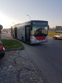 Zdjęcie autobusu podczas kontroli drogowej