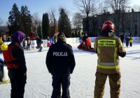 Służby biorące udział w zajęciach na lodowisku - MOSiR Piekary Śląskie